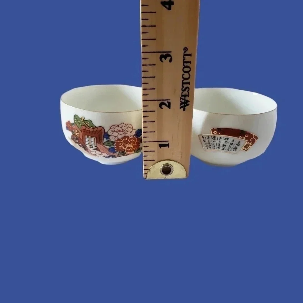 Porcelain set of 5 teapot and cups